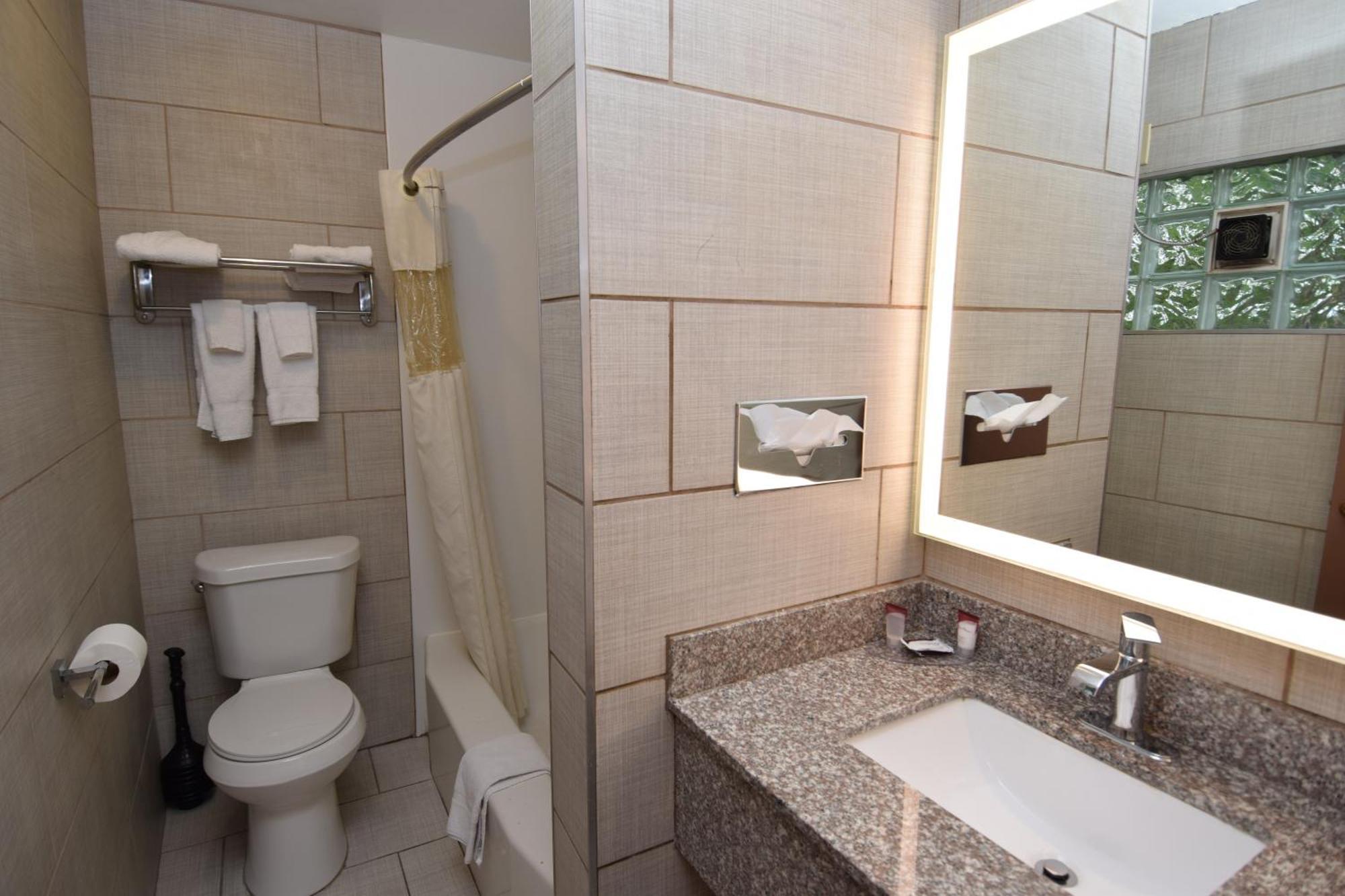 University Manor Inn Buffalo Bagian luar foto