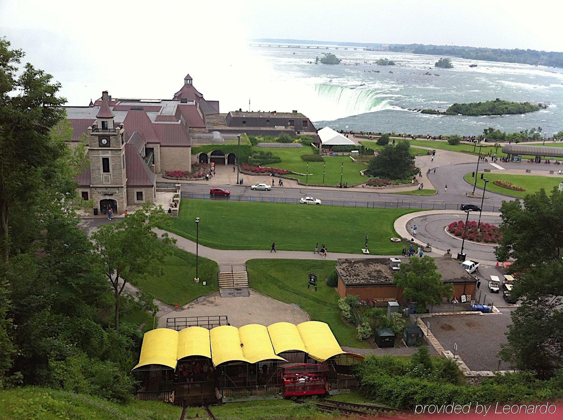 University Manor Inn Buffalo Bagian luar foto